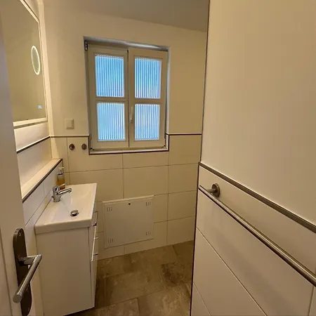 Rugana - Komfort Mit 1 Schlafzimmer B26 Daire *